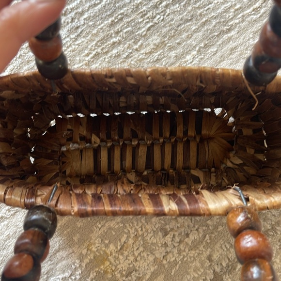 Handcrafted Brown Woven Bag - Picture 4 of 4